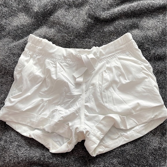 Lululemon shorts - Picture 1 of 2